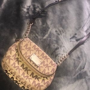 Michael Kors crossbody